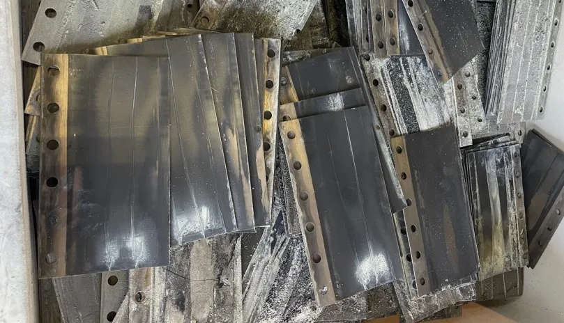 titanium-sheet-scrap