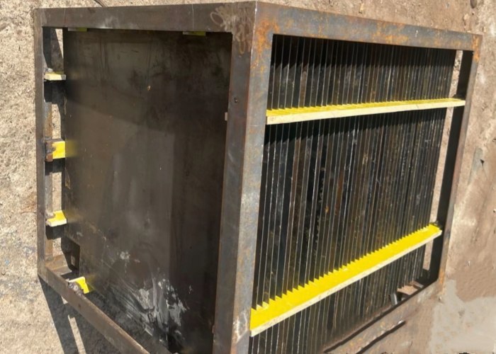 इलेक्ट्रोलाइटिक डिएरेटर से प्रयुक्त टाइटेनियम प्लेट को रीसायकल करें इलेक्ट्रोलाइटिक डिएरेटर से प्रयुक्त टाइटेनियम प्लेट को रीसायकल करें